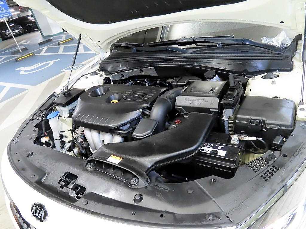 KIA K5 2019 Blanco - Importación desde Corea - HF Imports Iquique - Foto 18