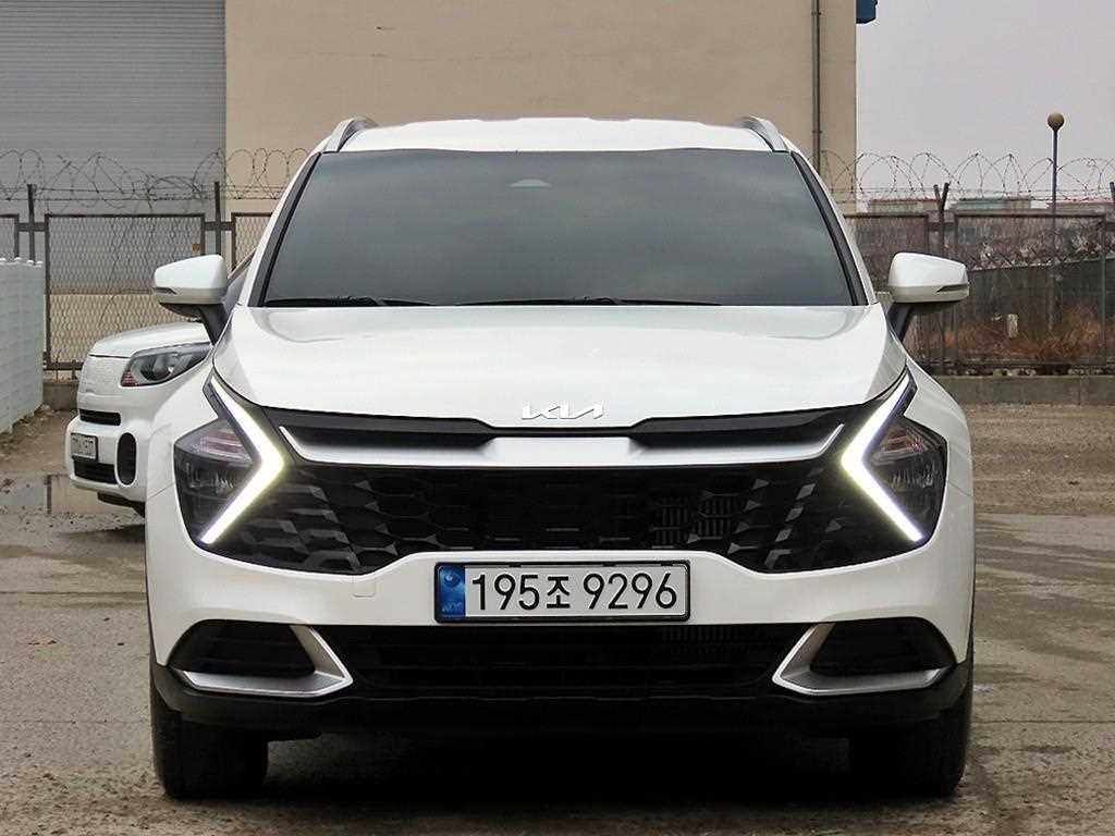 KIA Sportage 2022 Blanco - Importación desde Corea - HF Imports Iquique - Foto 1