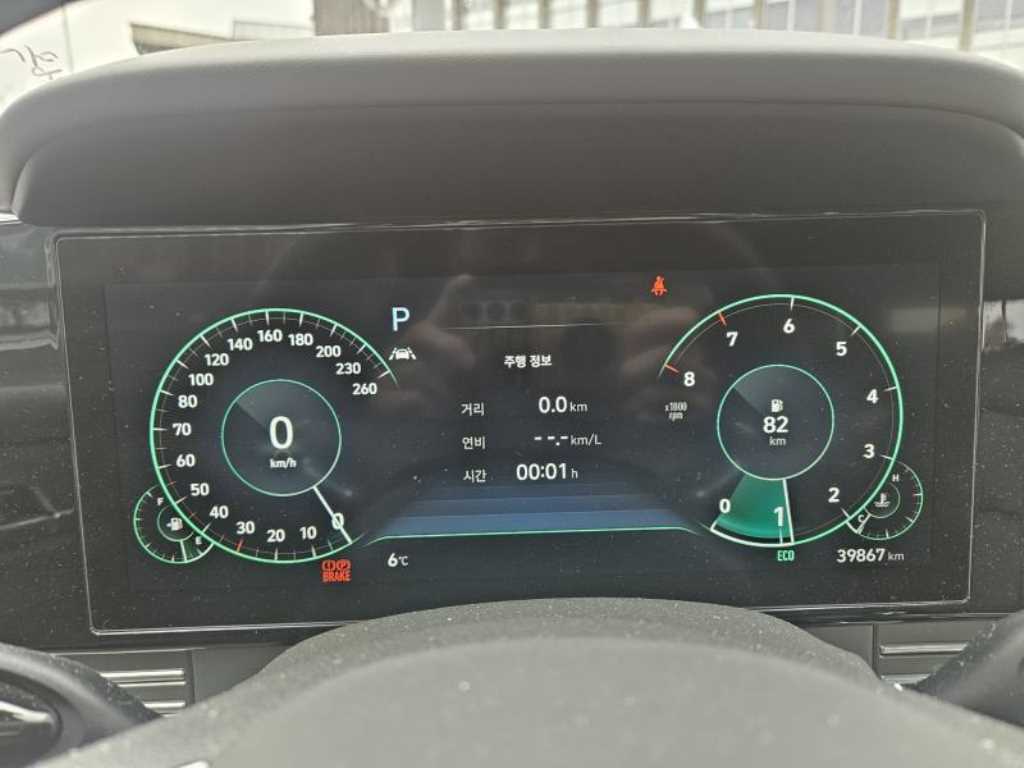 HYUNDAI Grandeur - Vista 12