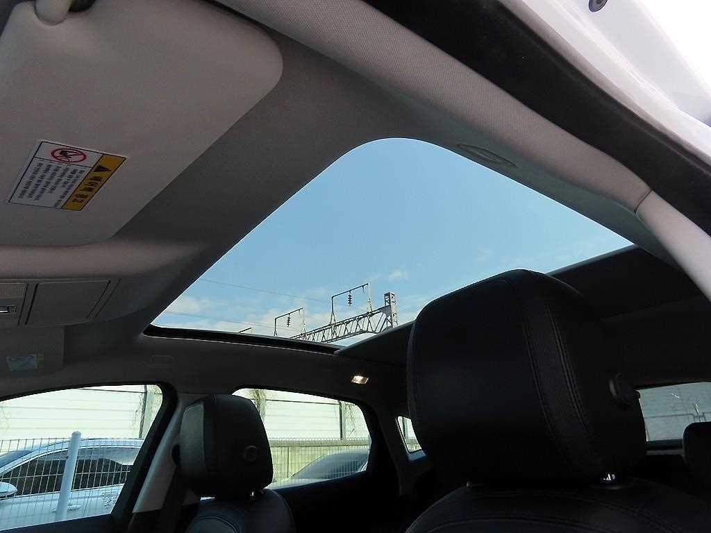 Jaguar E-PACE 2019 Blanco - Importación desde Corea - HF Imports Iquique - Foto 16