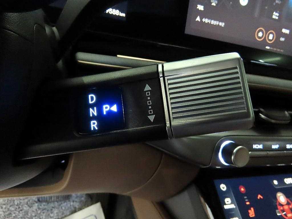 HYUNDAI Grandeur - Vista 12