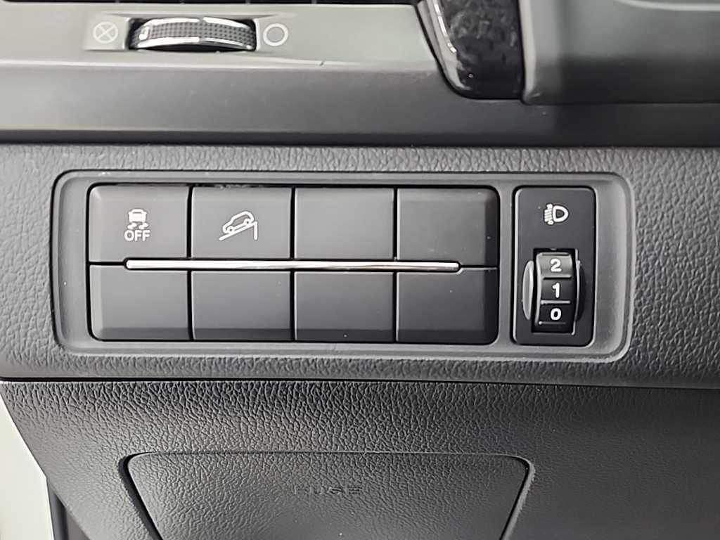 Ssangyong Rexton 2021 Blanco - Importación desde Corea - HF Imports Iquique - Foto 17