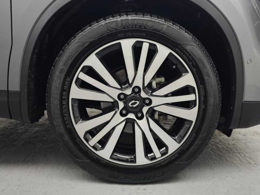 SAMSUNG QM6 - Vista 5