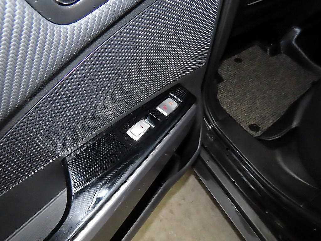 Ssangyong Tivoli 2017 Negro - Importación desde Corea - HF Imports Iquique - Foto 16