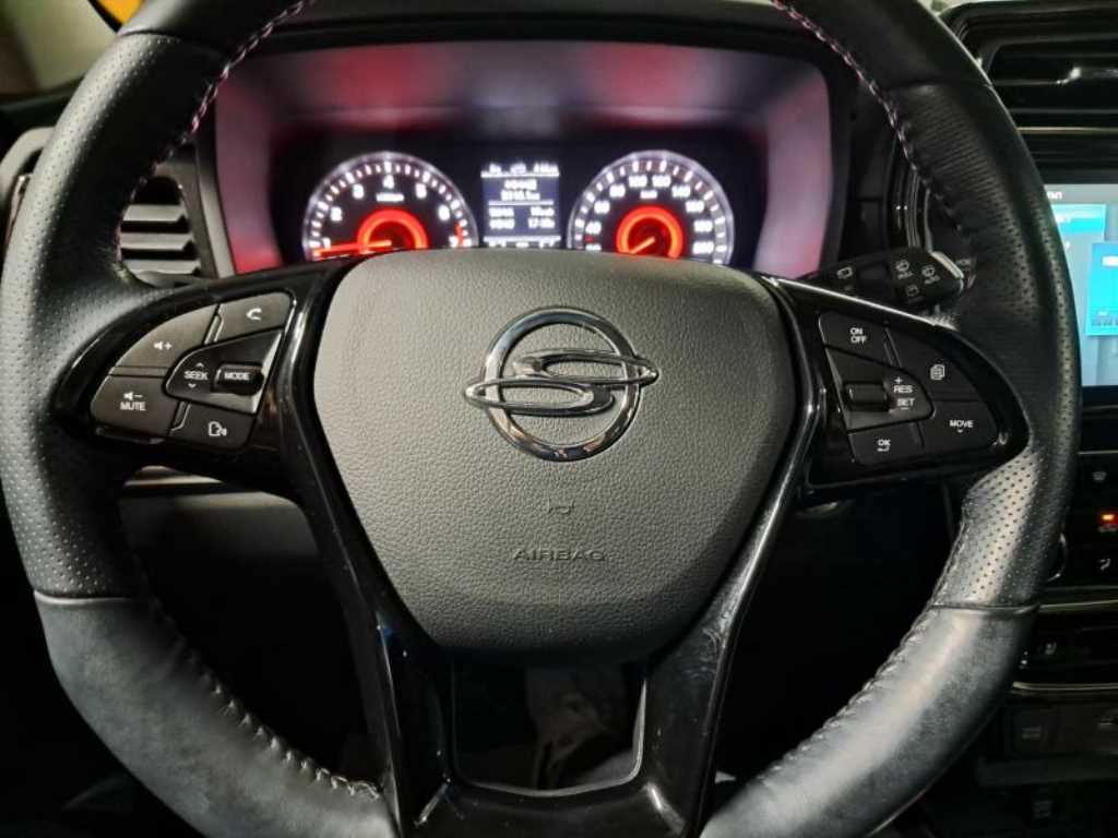 Ssangyong Tivoli - Vista 10