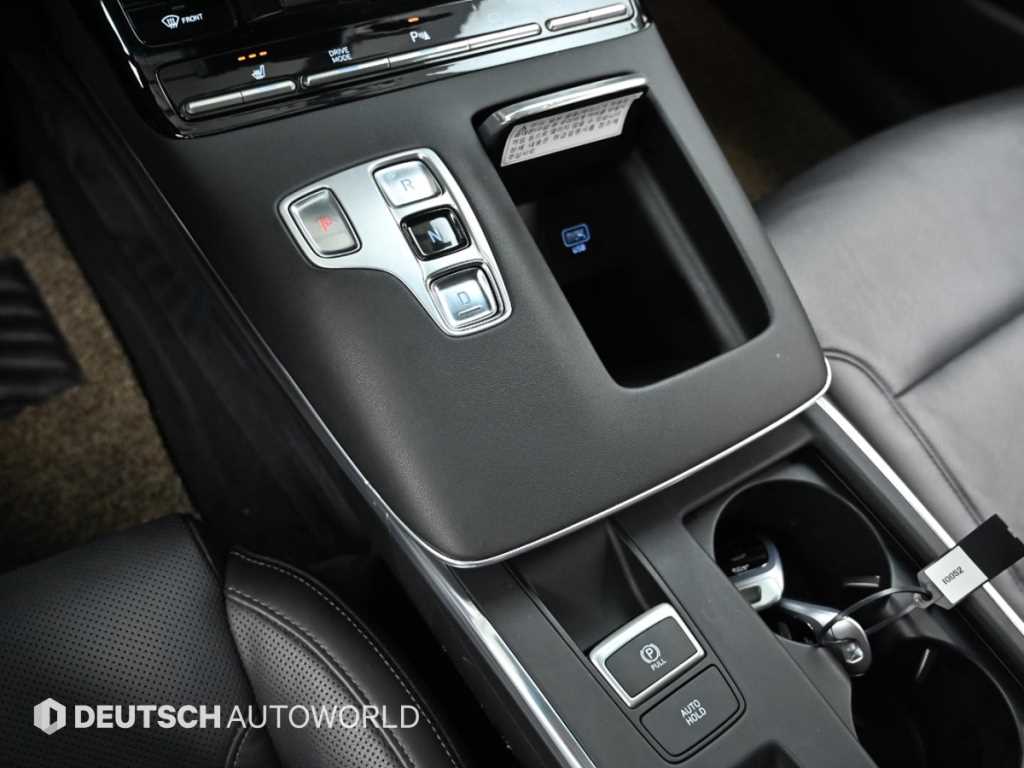 HYUNDAI Grandeur - Vista 9