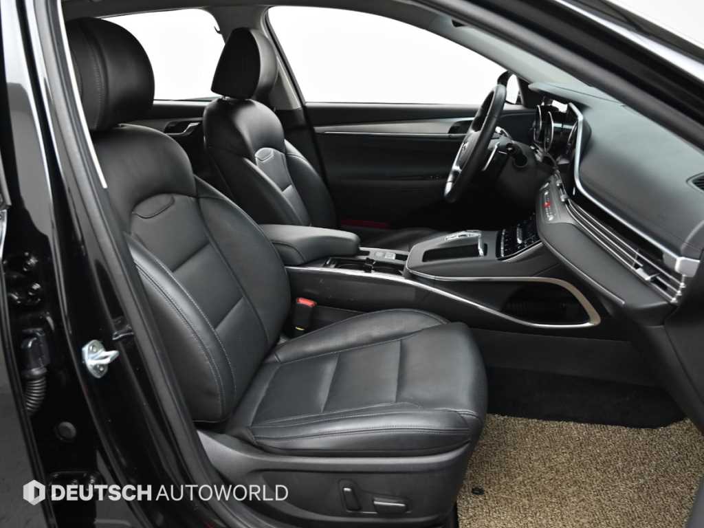 HYUNDAI Grandeur - Vista 10