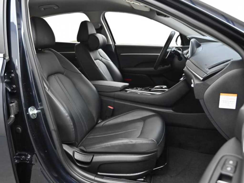 HYUNDAI Sonata - Vista 10