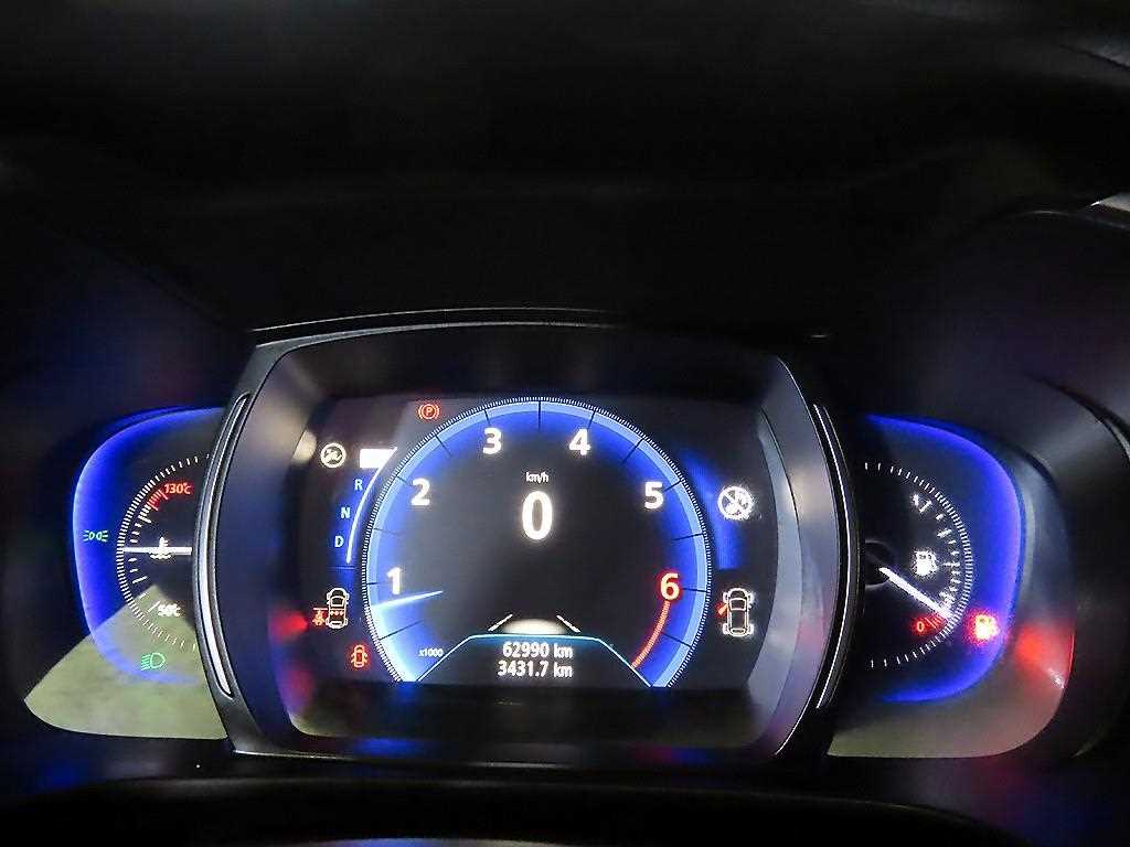 SAMSUNG QM6 - Vista 9