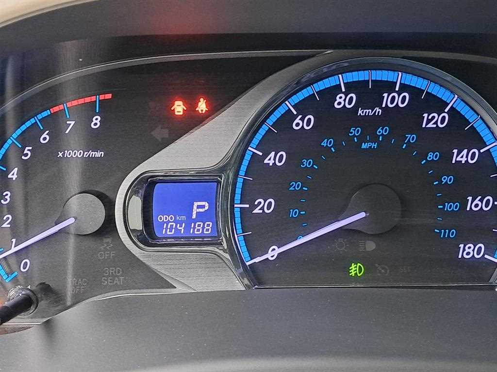 Toyota Siena - Vista 8