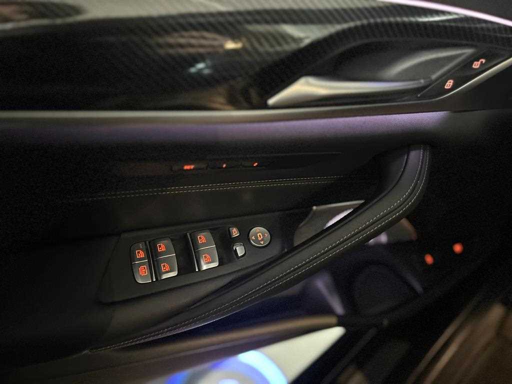 BMW 5 Series - Vista 3