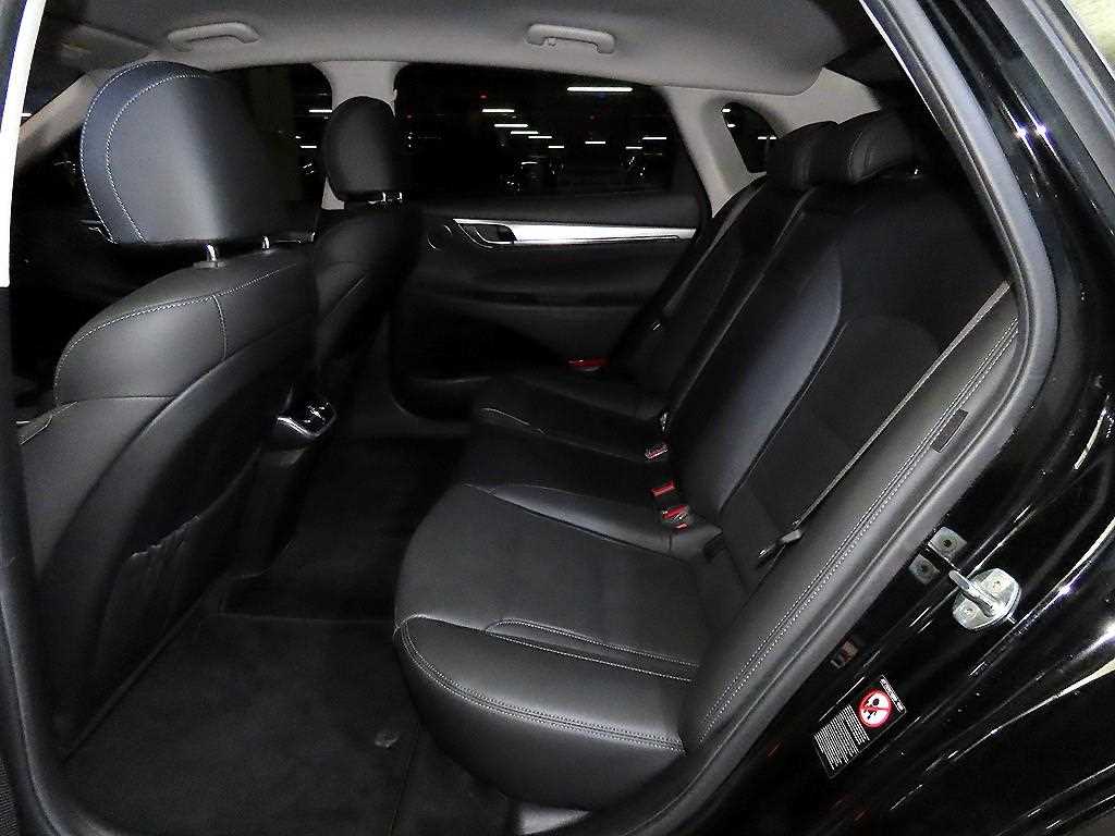 HYUNDAI Grandeur - Vista 7