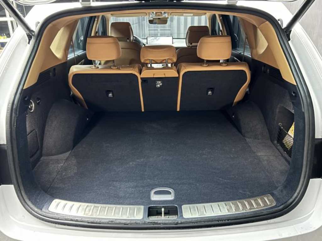 Genesis GV80 - Vista 5