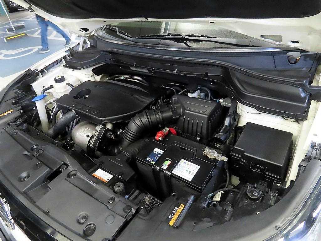 Ssangyong Tivoli 2017 Blanco - Importación desde Corea - HF Imports Iquique - Foto 19