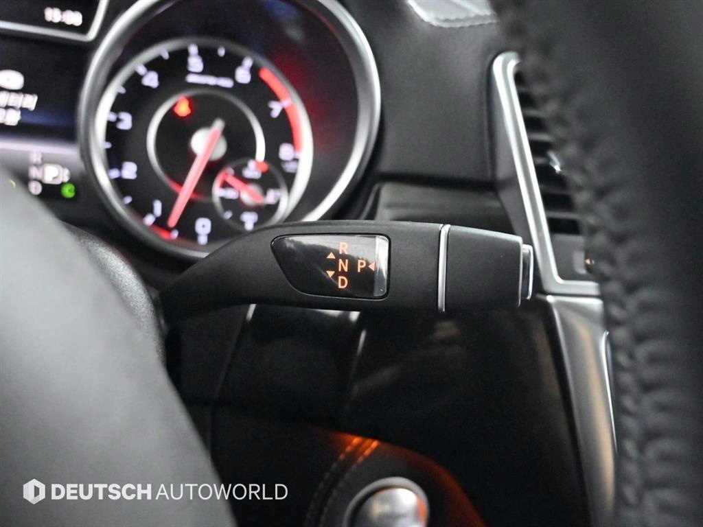 Mercedes Benz M Class - Vista 9