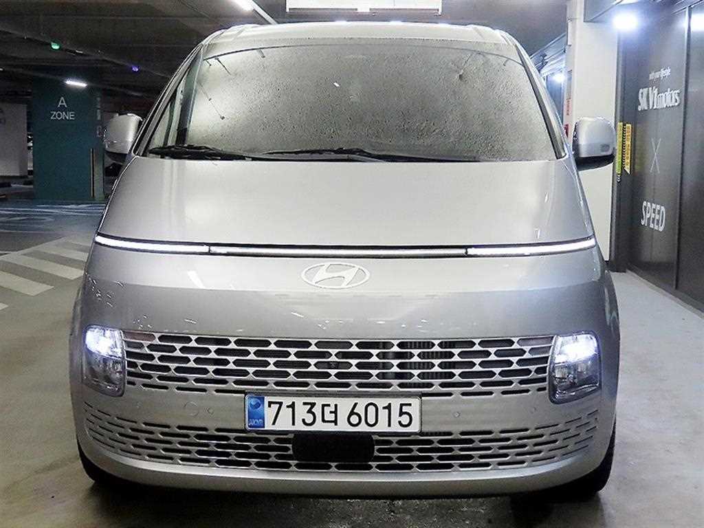 HYUNDAI Staria - Vista 2