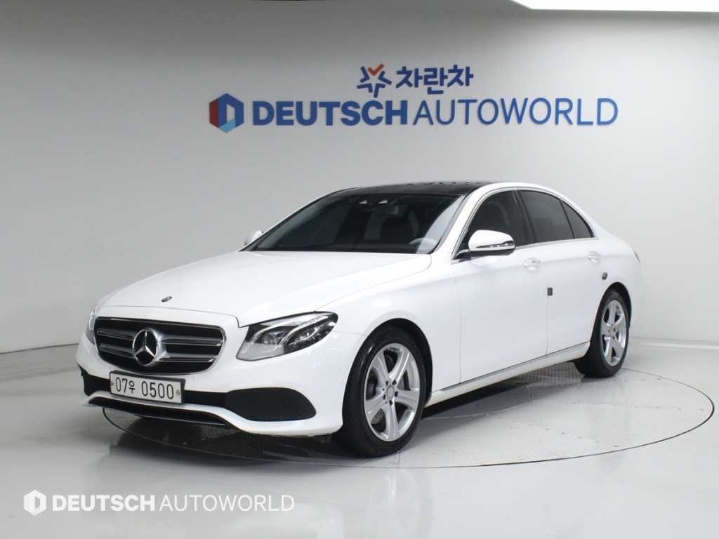 Mercedes Benz E class 2017 Blanco - Importación desde Corea - HF Imports Iquique - Foto 1