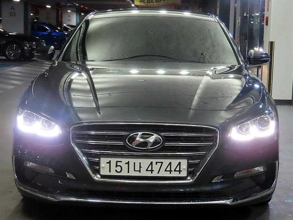 HYUNDAI Grandeur - Vista 2