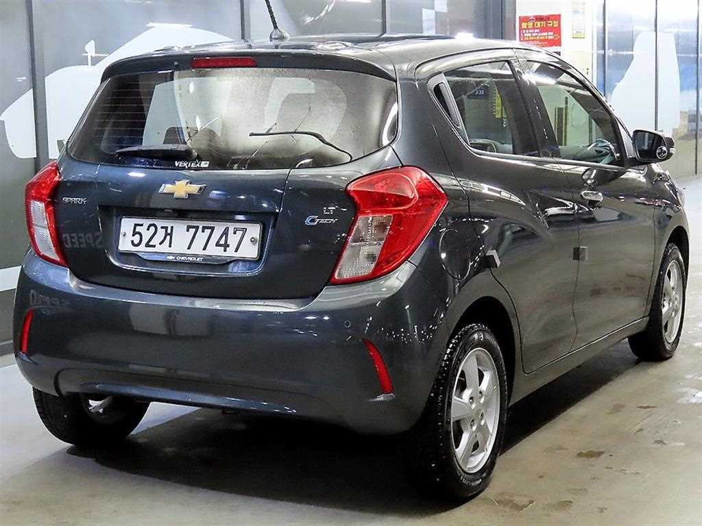 Chevrolet Spark - Vista 4