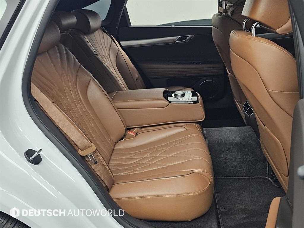 Genesis G80 - Vista 12