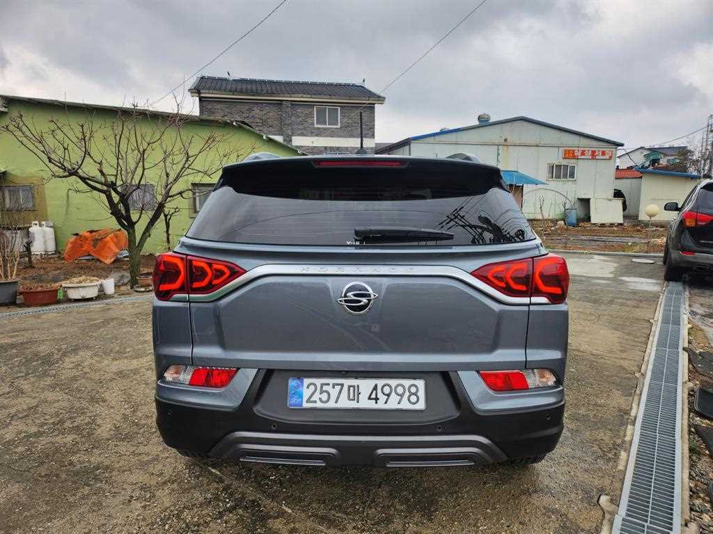 Ssangyong Korando - Vista 6