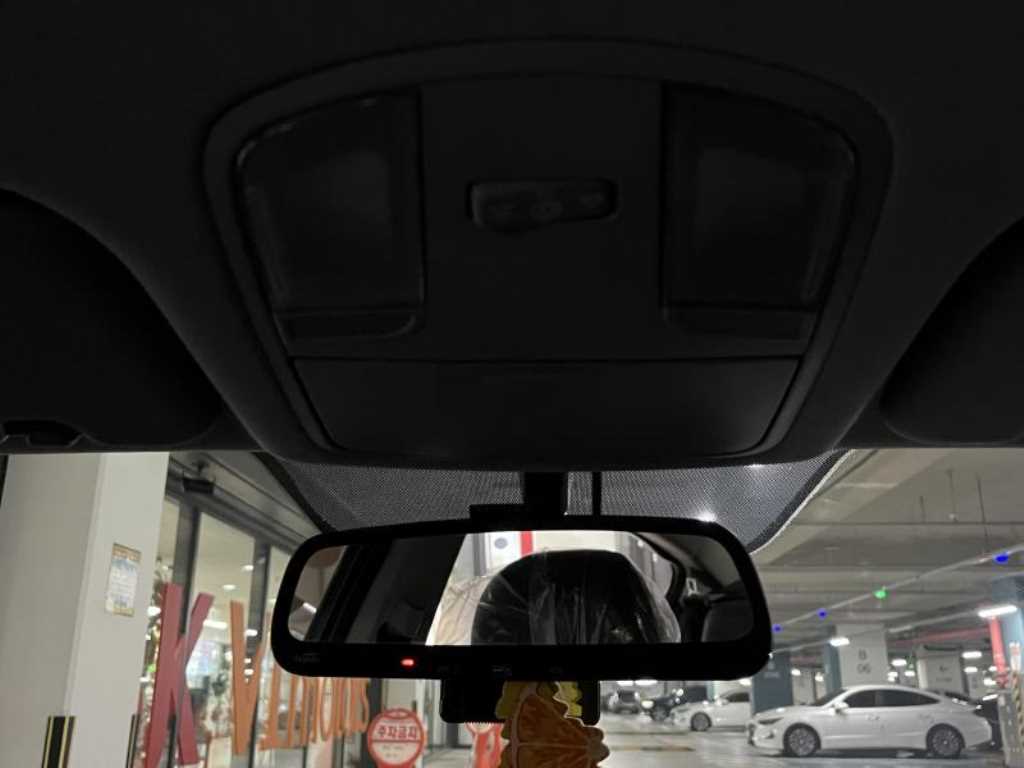 HYUNDAI Avante - Vista 7