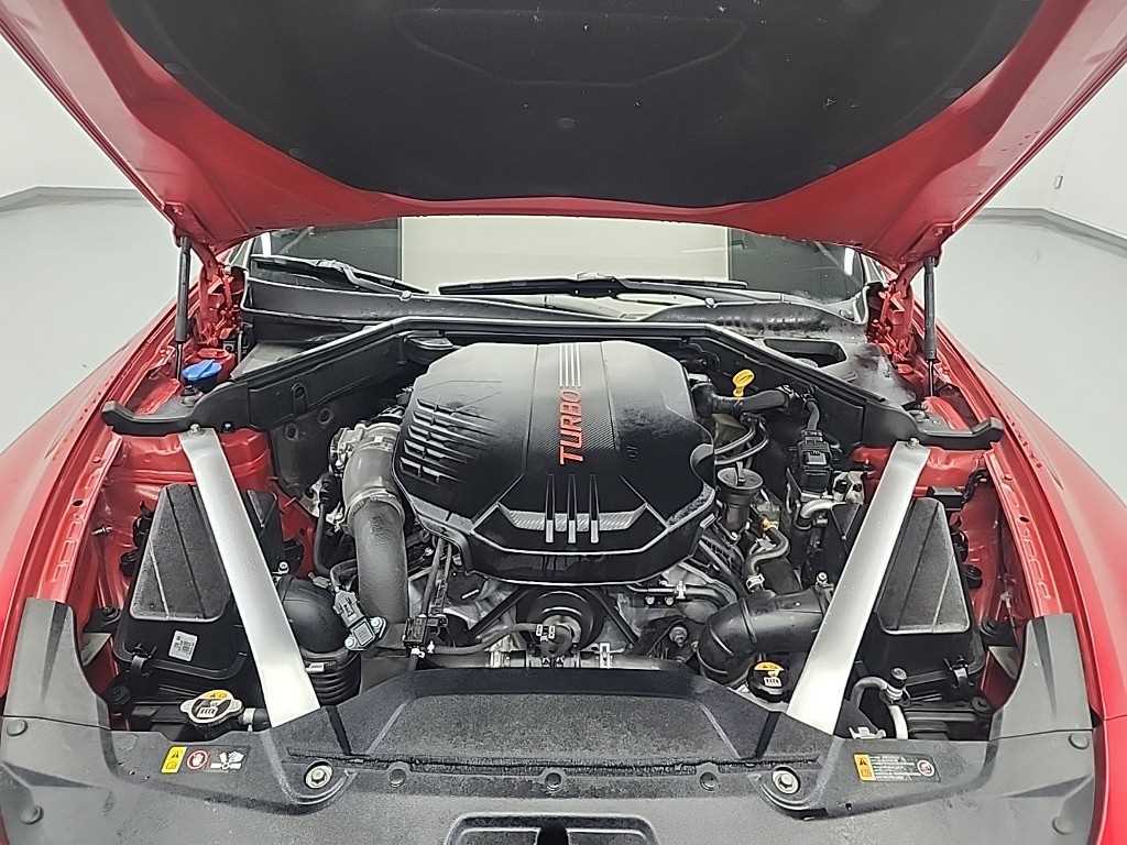 KIA Stinger - Vista 5