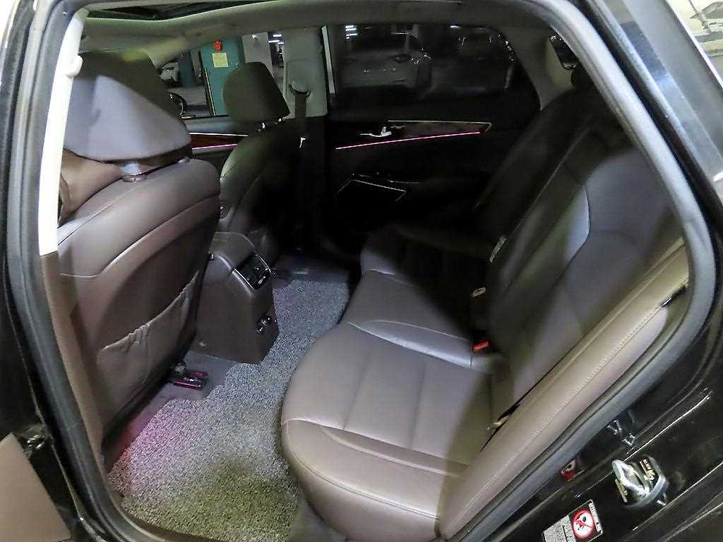 KIA K7 - Vista 7