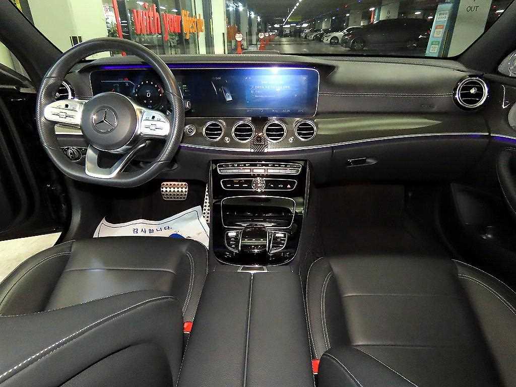 Mercedes Benz E class - Vista 10