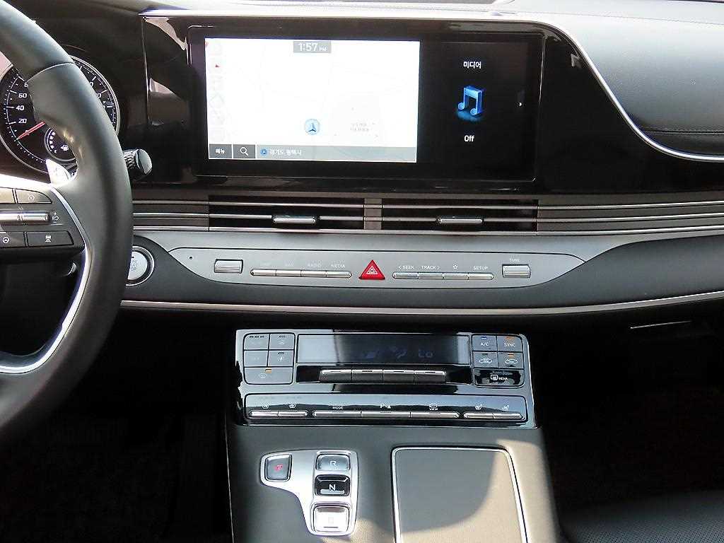 HYUNDAI Grandeur - Vista 10