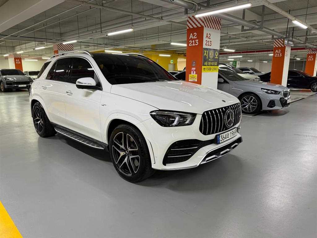 Mercedes Benz GLE Class - Vista 2