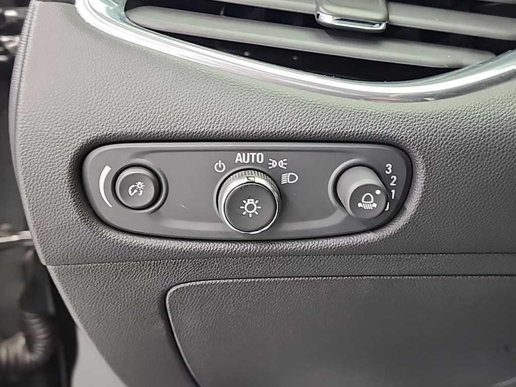 Chevrolet Malibu 2019 Negro - Importación desde Corea - HF Imports Iquique - Foto 18