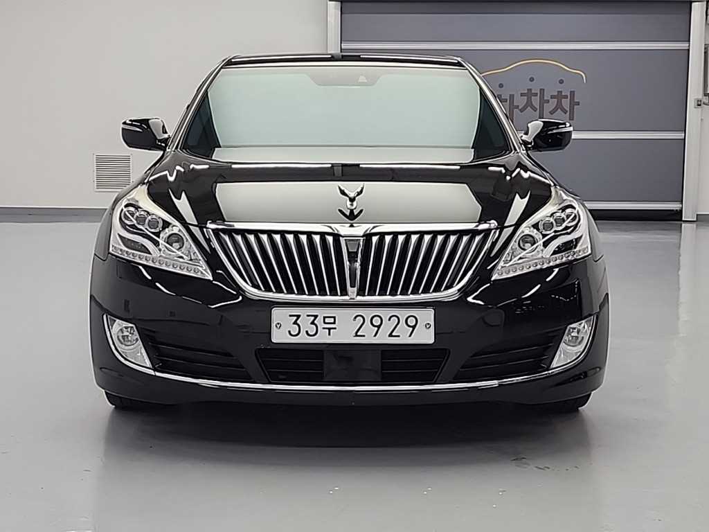 HYUNDAI Equus - Vista 2