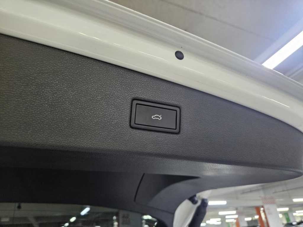 Volkswagen Tiguan - Vista 12