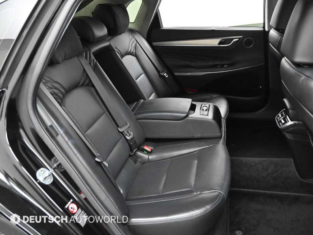 HYUNDAI Grandeur - Vista 12