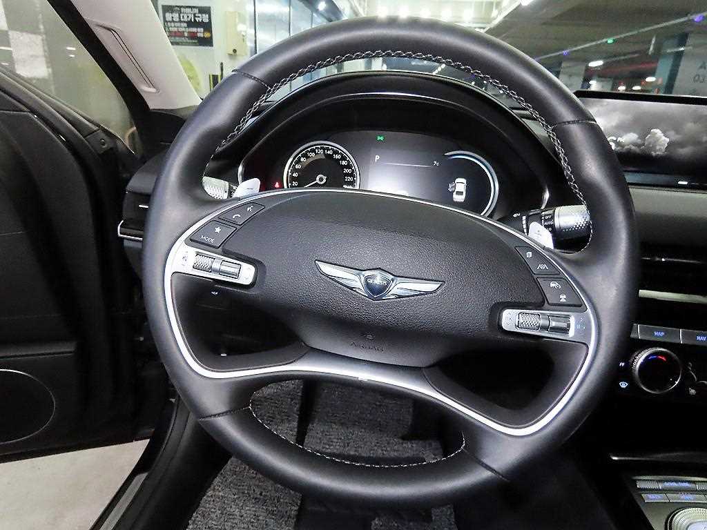 Genesis G80 - Vista 8