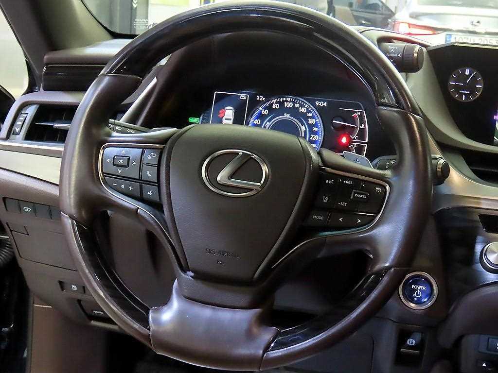 Lexus ES - Vista 8