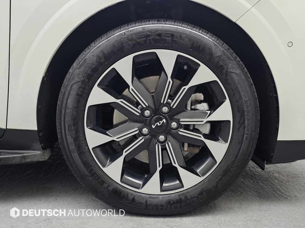 KIA Carnival - Vista 6