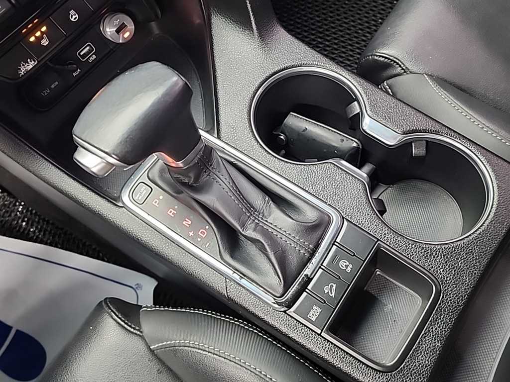 KIA Sportage - Vista 8