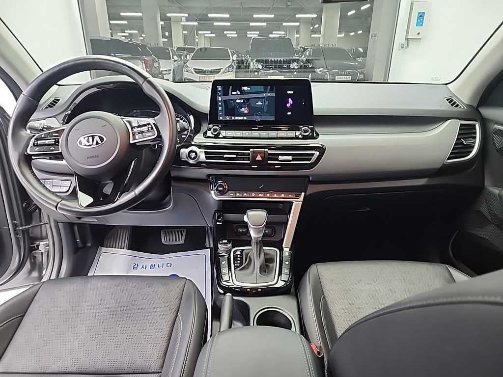 KIA Seltos - Vista 7