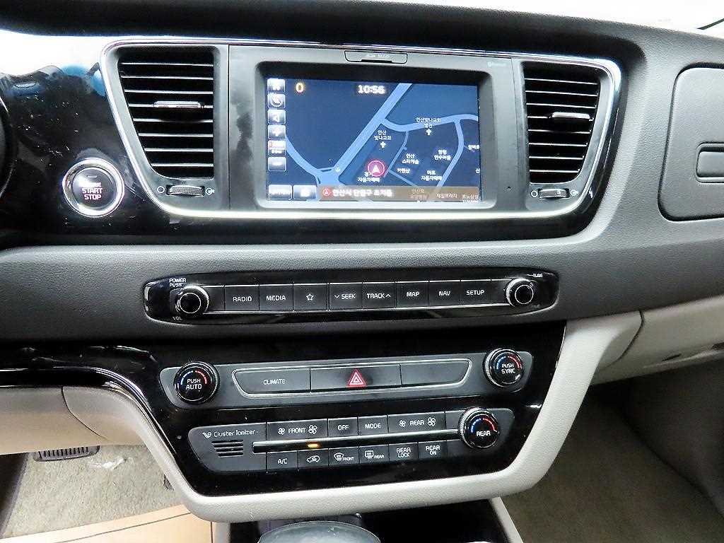 KIA Carnival 2018 - Importación desde Corea - HF Imports Iquique - Foto 13