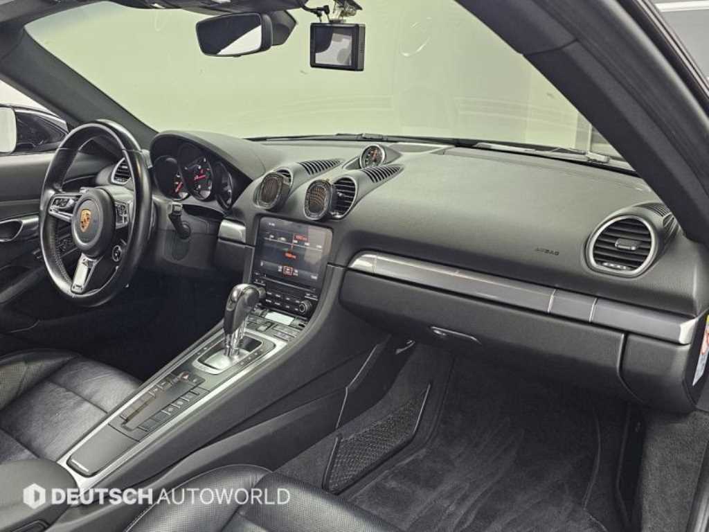 Porsche 718 - Vista 7