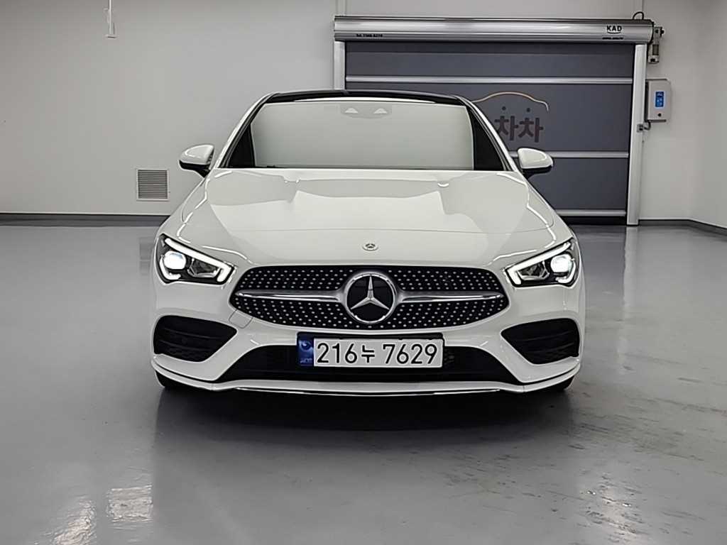 Mercedes Benz CLA Class - Vista 2
