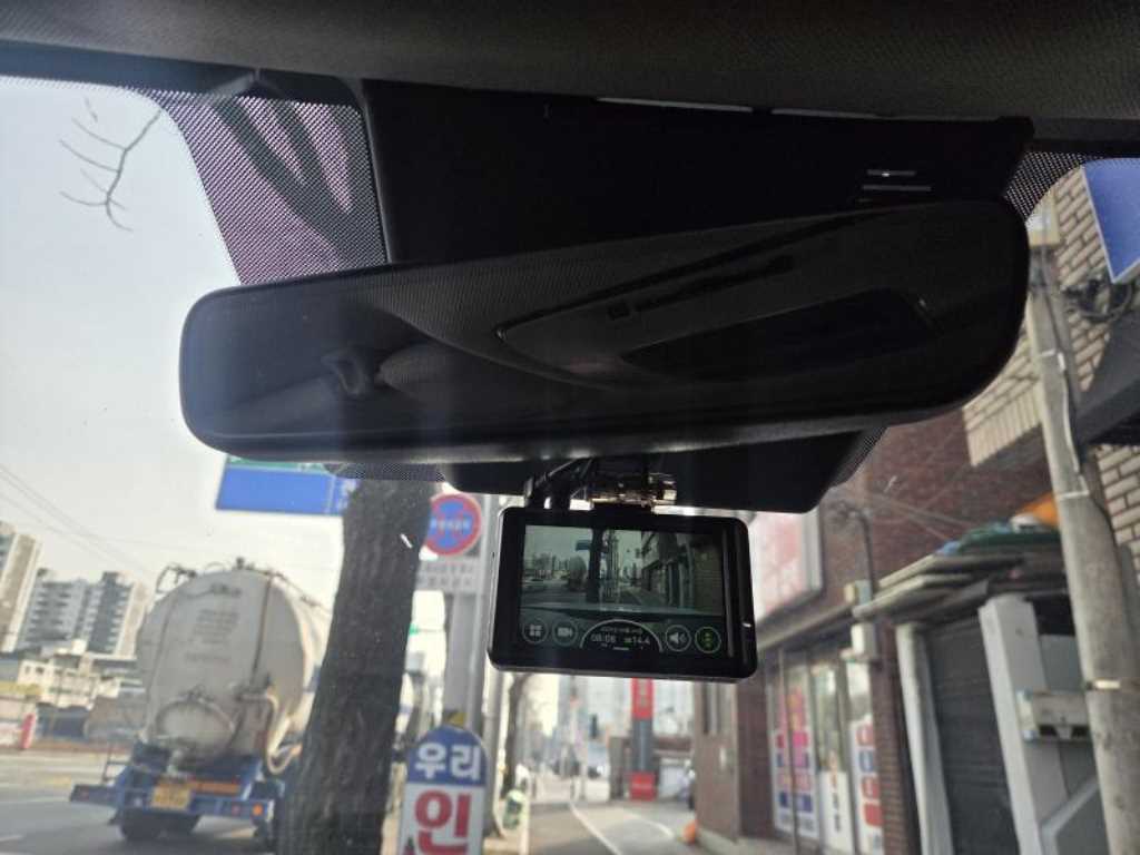 HYUNDAI Sonata - Vista 7