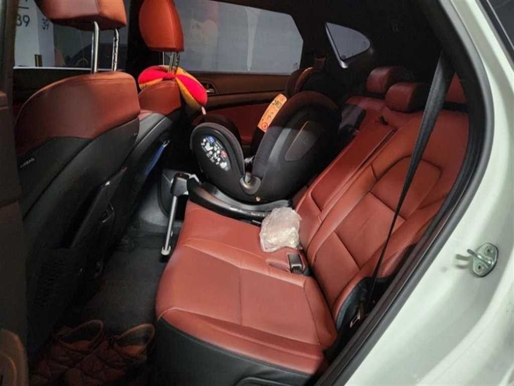 HYUNDAI Tucson - Vista 5