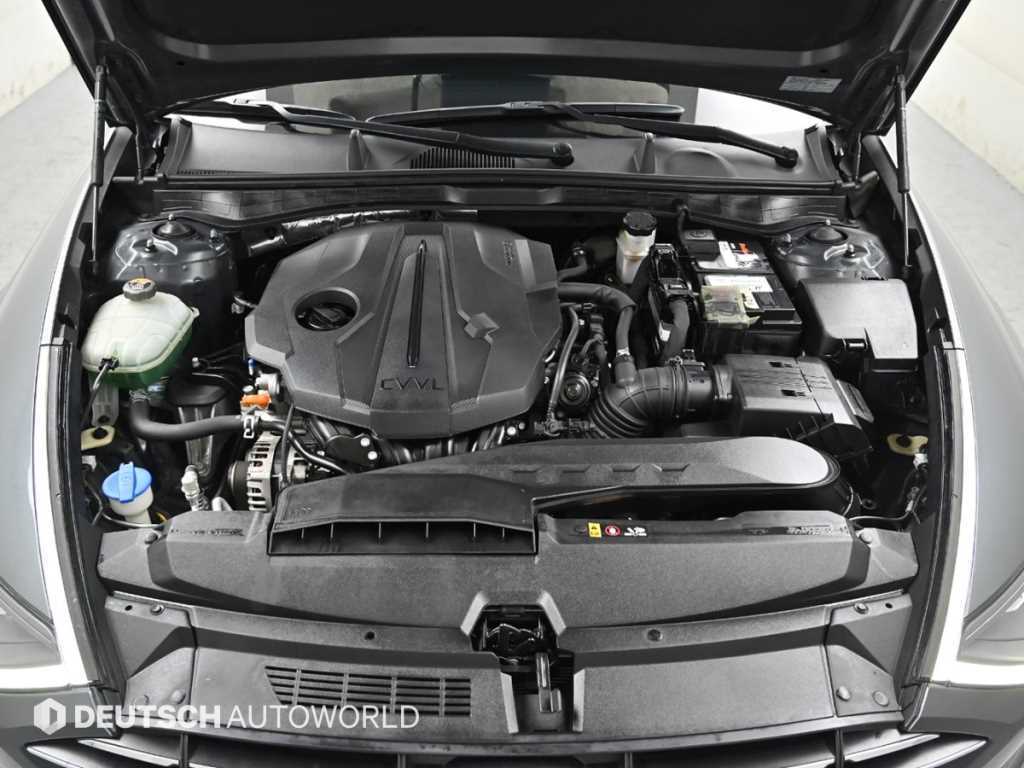 HYUNDAI Sonata - Vista 6