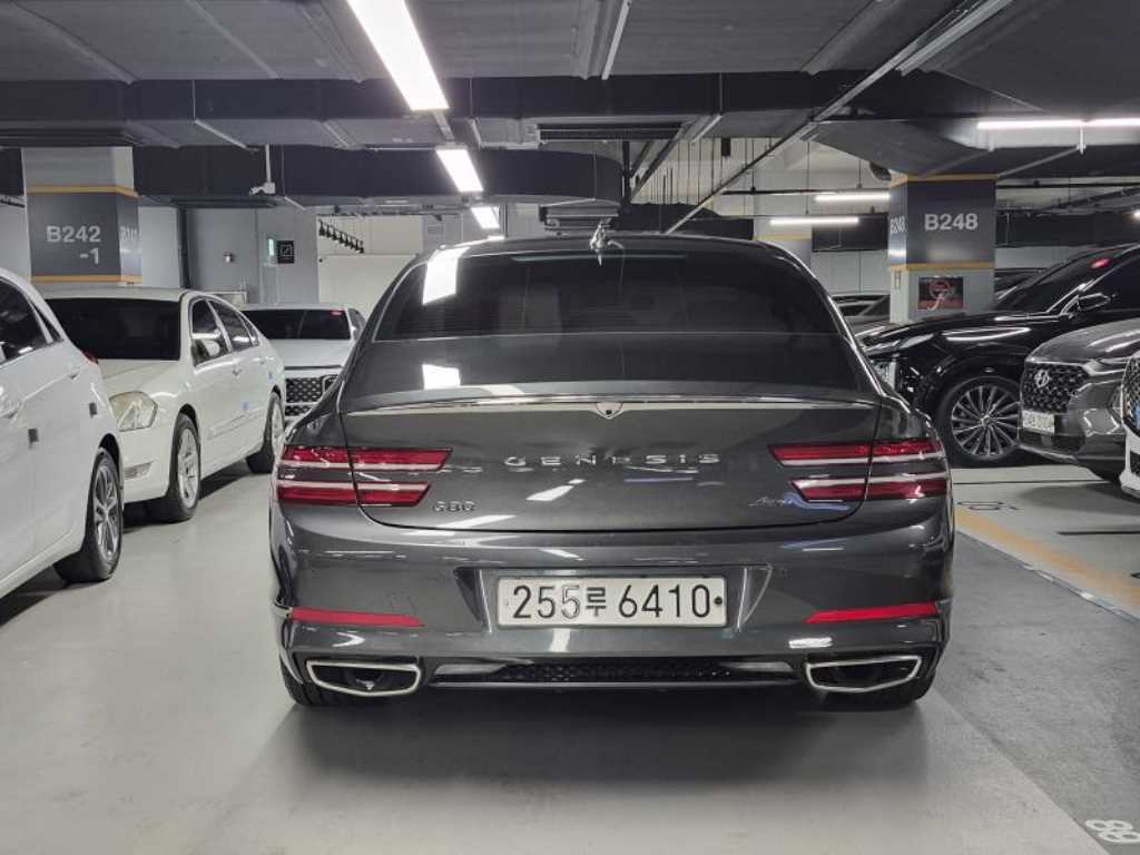 Genesis G80 - Vista 4