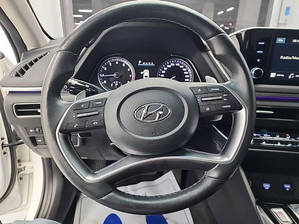 HYUNDAI Sonata - Vista 9