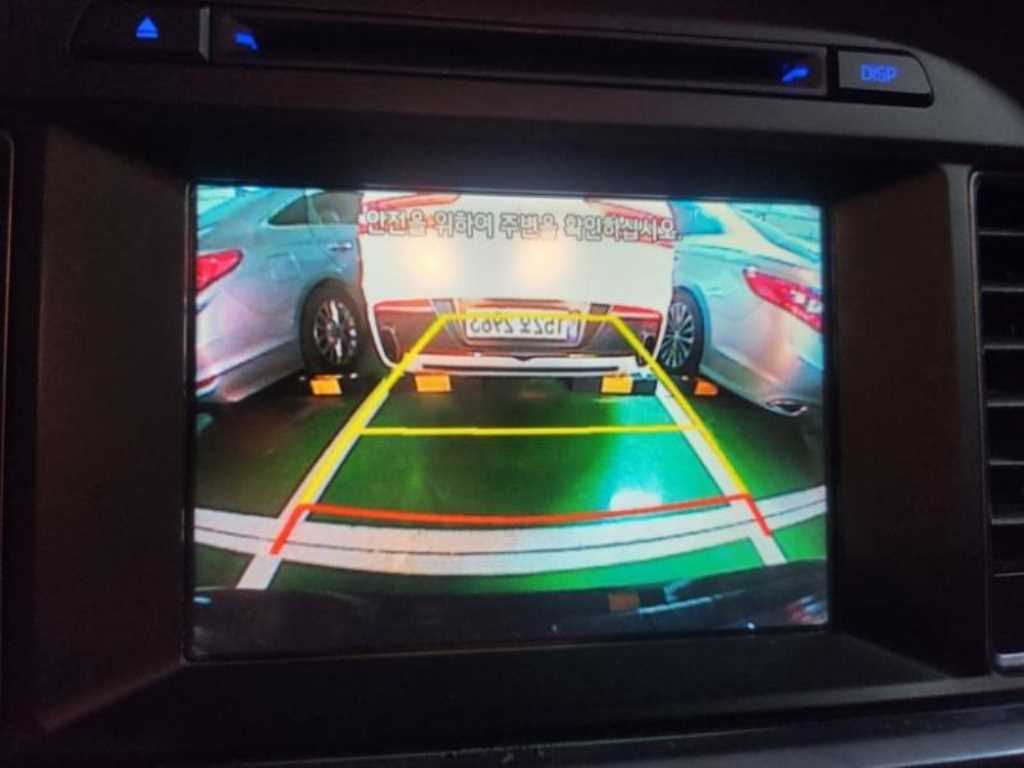 HYUNDAI Sonata - Vista 10