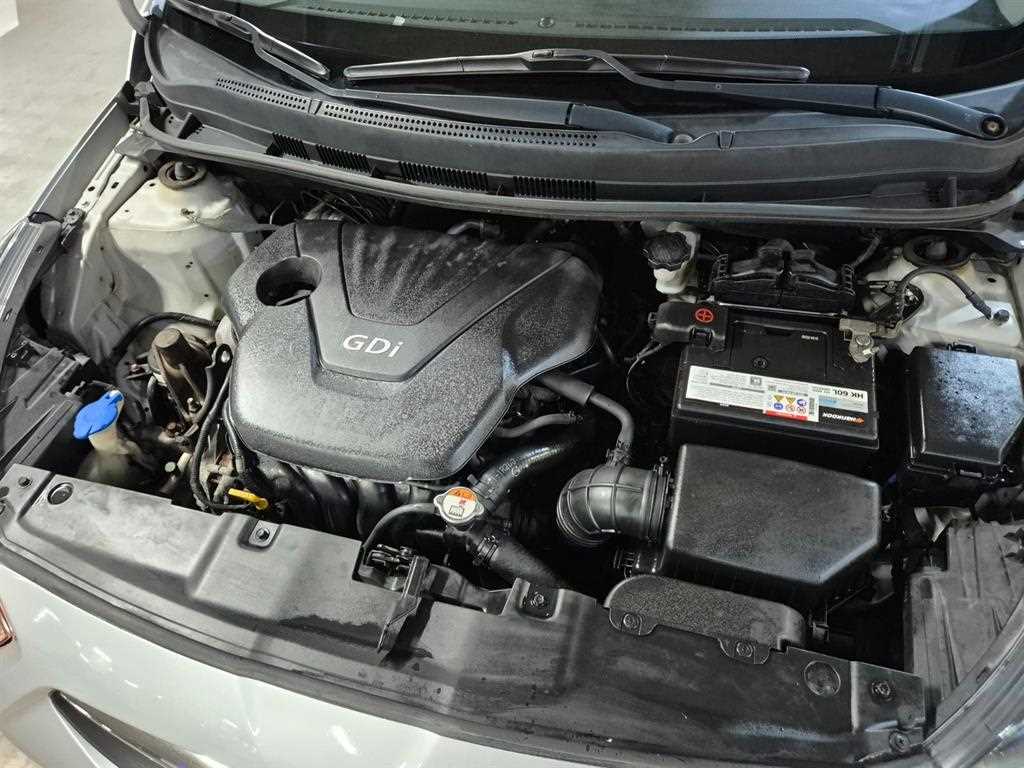 HYUNDAI Accent 2011 Gris - Importación desde Corea - HF Imports Iquique - Foto 16